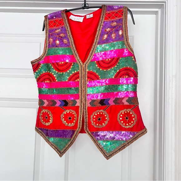 Women's Vintage Red Cache Beaded & Sequined Vest Size Medium Boho Sexy Fun EUC - Picture 7 of 7